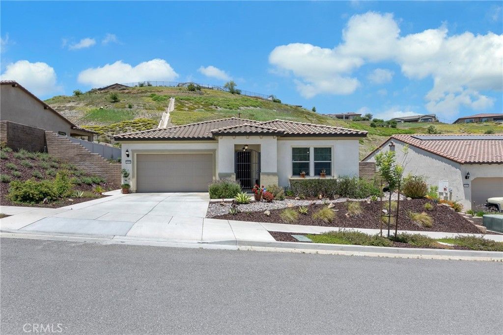 24590 Crestley Drive, Corona, CA 92883