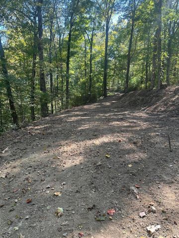 185 Sugar 2 Road, Nancy, KY 42544