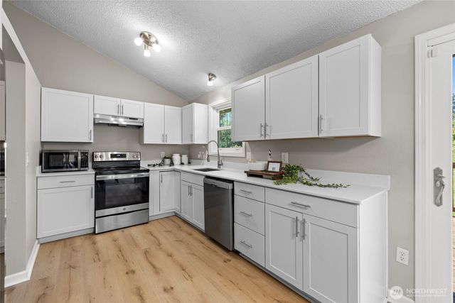 29237 20th Way S, Federal Way, WA 98003