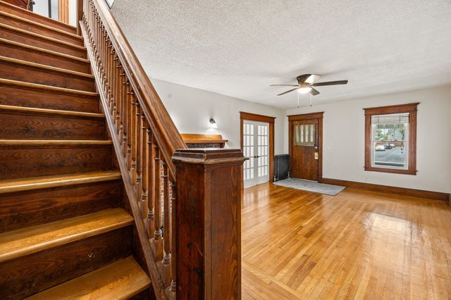 136 Marsden Street, Springfield, MA 01109