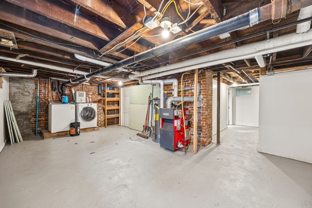136 Marsden Street, Springfield, MA 01109