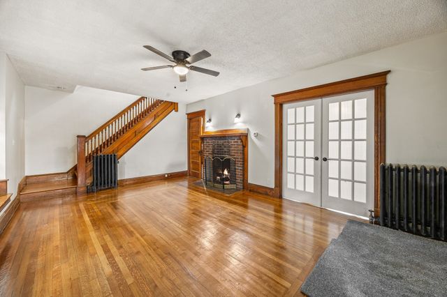 136 Marsden Street, Springfield, MA 01109
