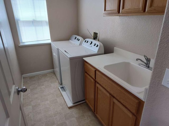 1153 Powell Ct, Tracy, CA 95304