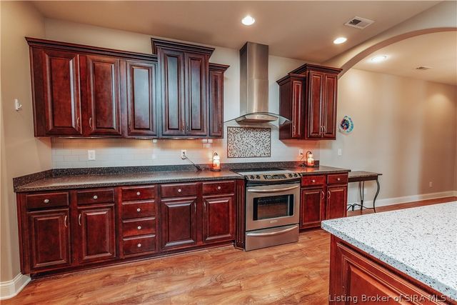 3707 Riverwalk Court, Jeffersonville, IN 47130