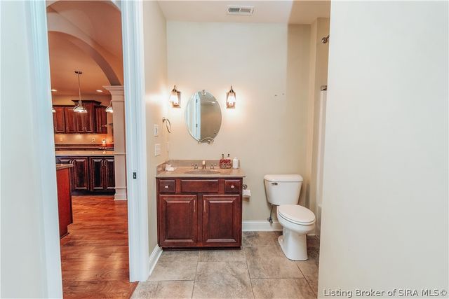 3707 Riverwalk Court, Jeffersonville, IN 47130