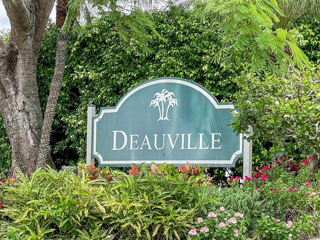14823 Cumberland Drive 204 M, Delray Beach, FL 33446