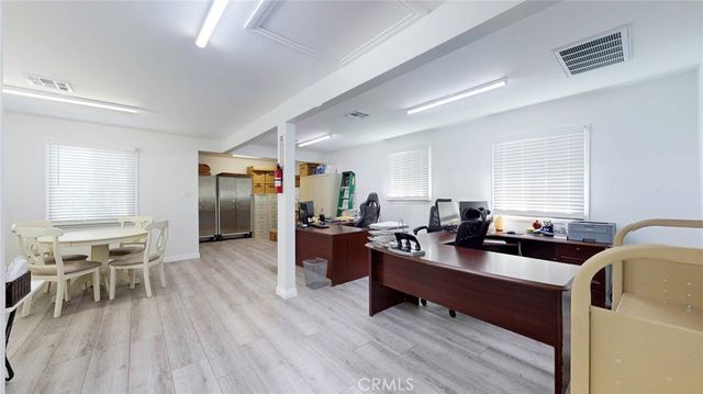 6851 Foothill Boulevard, Tujunga, CA 91042