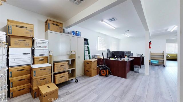 6851 Foothill Boulevard, Tujunga, CA 91042