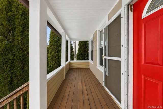 19 W Maple Avenue, Suffern, NY 10901