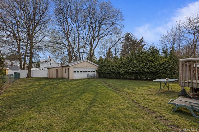 19 W Maple Avenue, Suffern, NY 10901