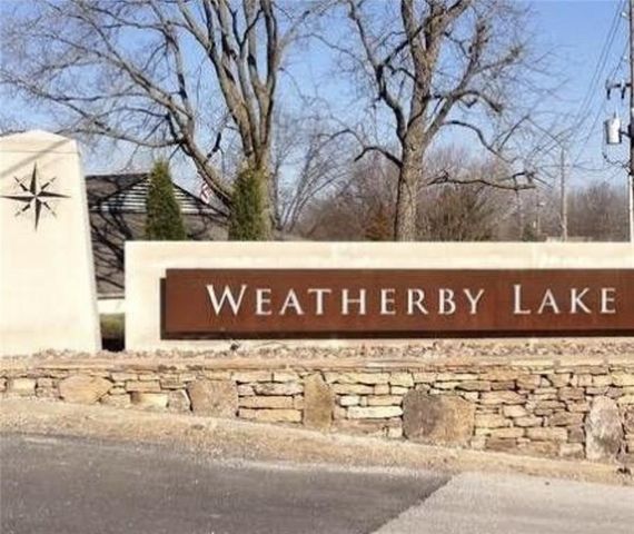 7401 NW Eastside Drive, Weatherby Lake, MO 64152