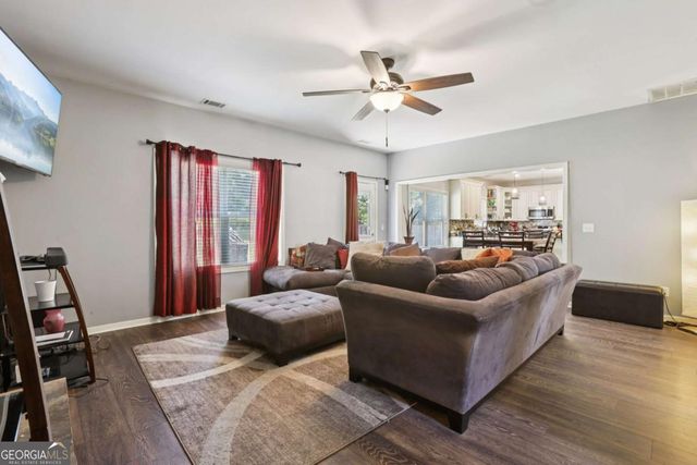 4751 Crinklepoint Court, Douglasville, GA 30134