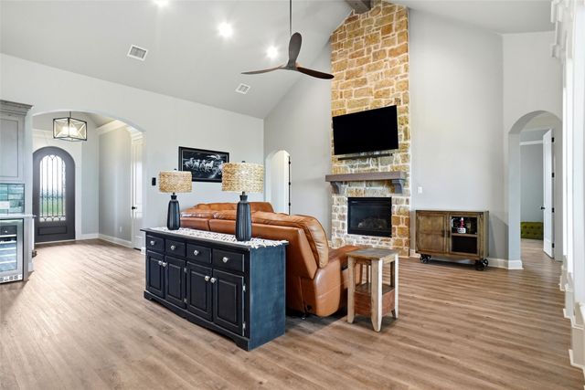 12005 Bella Vino Drive, Fort Worth, TX 76126
