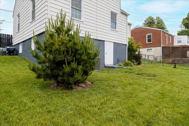 5038 Morwanda ST, Roanoke, VA 24017