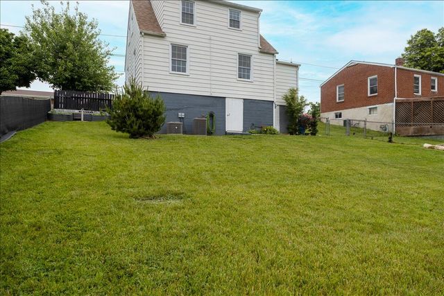 5038 Morwanda ST, Roanoke, VA 24017