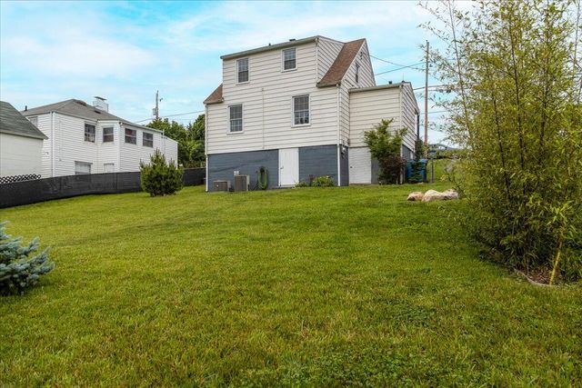 5038 Morwanda ST, Roanoke, VA 24017
