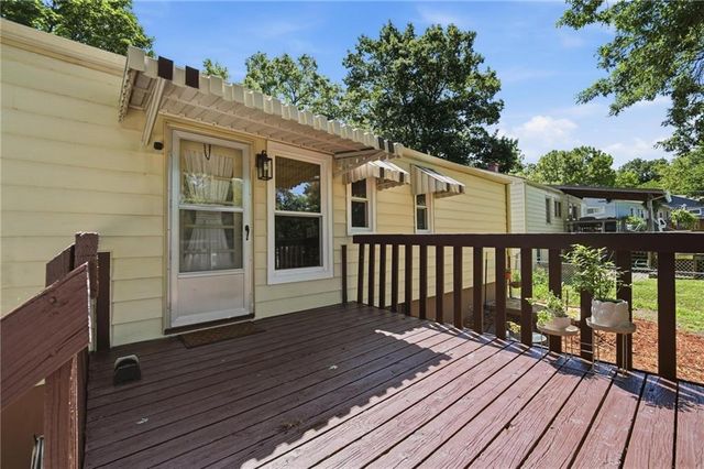 9908 Harrison Street, Kansas City, MO 64131