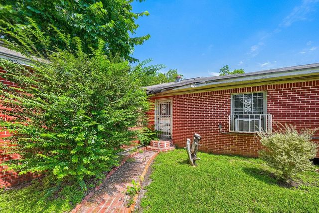 4538 Larkspur Street, Houston, TX 77051