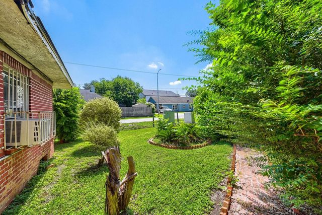 4538 Larkspur Street, Houston, TX 77051