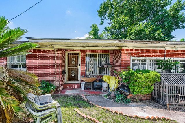4538 Larkspur Street, Houston, TX 77051