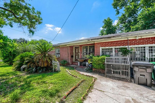 4538 Larkspur Street, Houston, TX 77051