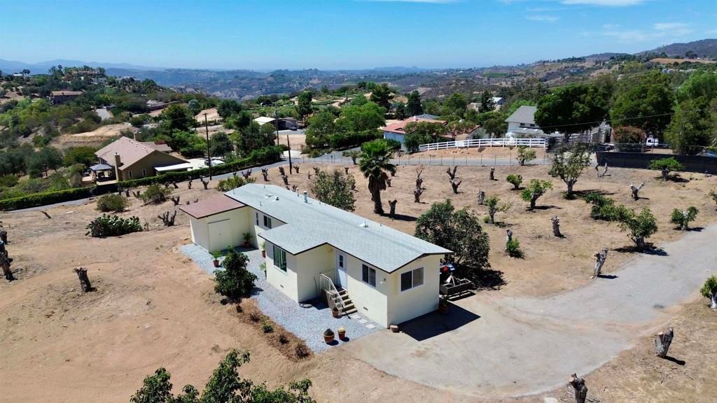 1843 Canyon Heights Road, Fallbrook, CA 92028 — exterior