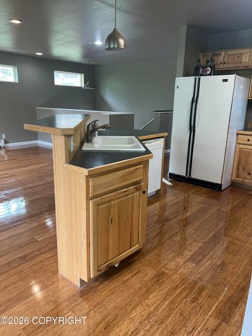 810 N Hilltop Drive, Palmer, AK 99645