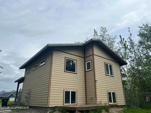 810 N Hilltop Drive, Palmer, AK 99645