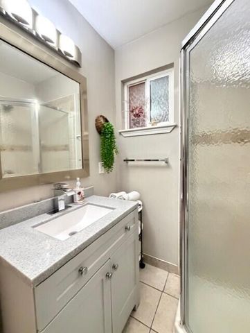 2546 N Grant Avenue, Springfield, MO 65803