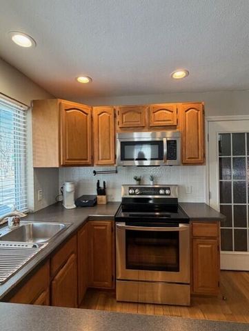 2546 N Grant Avenue, Springfield, MO 65803