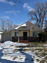 2546 N Grant Avenue, Springfield, MO 65803