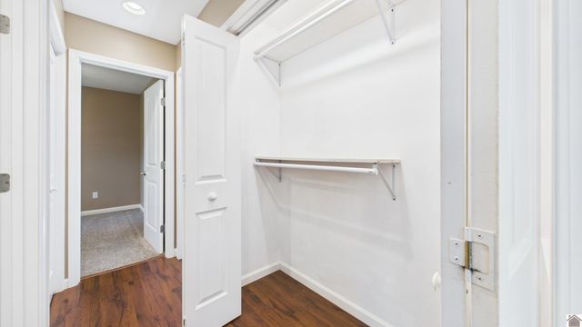 138 DEEPWOOD DRIVE, Murray, KY 42071