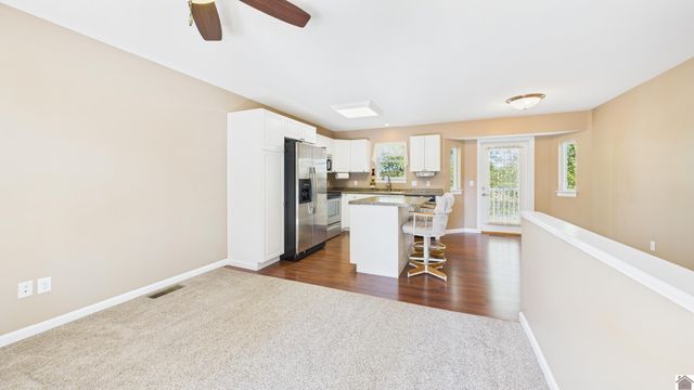 138 DEEPWOOD DRIVE, Murray, KY 42071