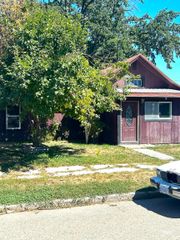 434 N 7th St, Payette, ID 83661