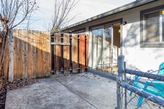 1566 S Oakland Ave, Boise, ID 83706