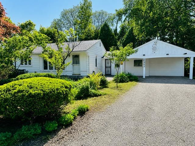 49905 North Avenue, Macomb Twp, MI 48042