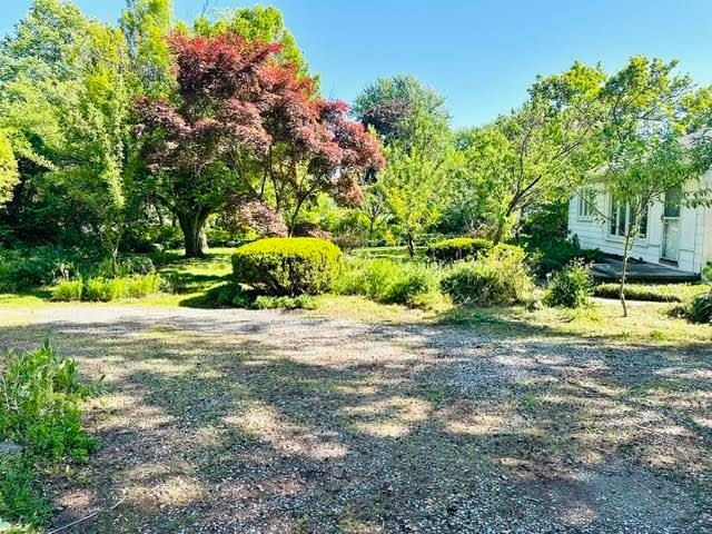49905 North Avenue, Macomb Twp, MI 48042