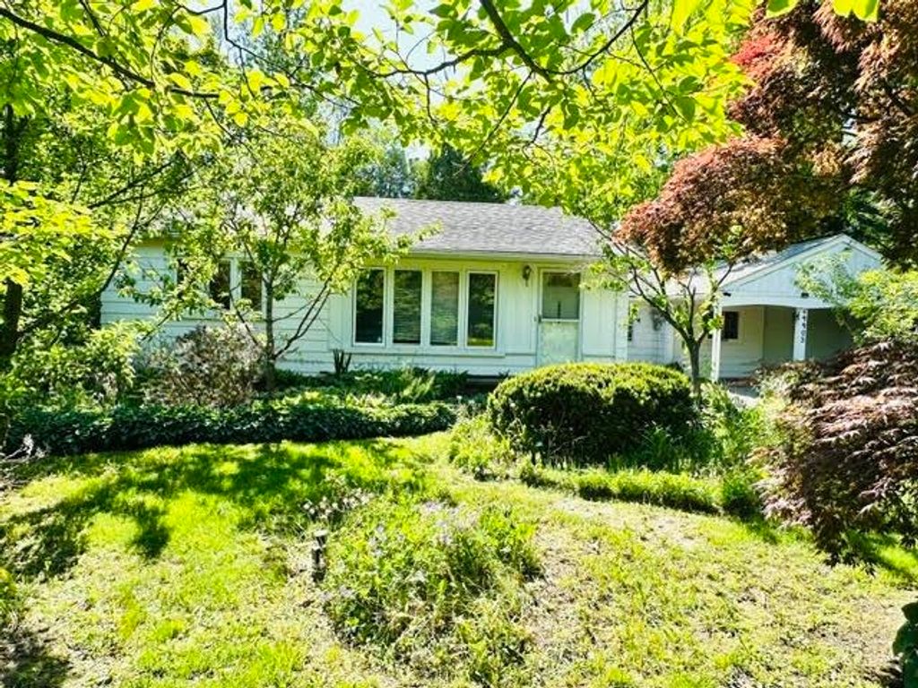 49905 North Avenue, Macomb Twp, MI 48042