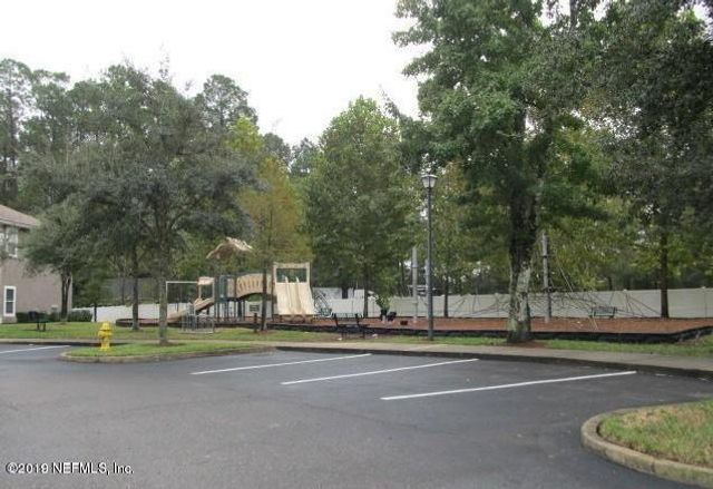 6099 MAGGIES Circle 107, Jacksonville, FL 32244