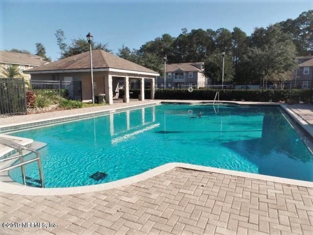 6099 MAGGIES Circle 107, Jacksonville, FL 32244