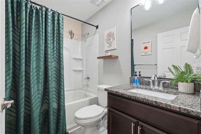 740 NW 8TH STREET, Gainesville, FL 32601