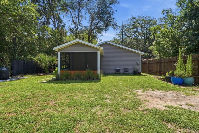 740 NW 8TH STREET, Gainesville, FL 32601