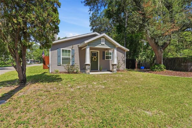 740 NW 8TH STREET, Gainesville, FL 32601