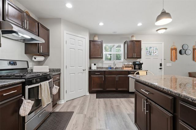 740 NW 8TH STREET, Gainesville, FL 32601