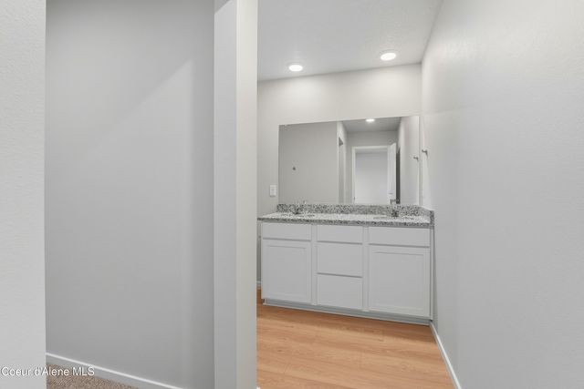 5441 E Aquila Ave, Post Falls, ID 83854