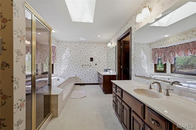 13290 Tall Pine Court, Town And Country, MO 63017