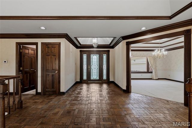 13290 Tall Pine Court, Town And Country, MO 63017