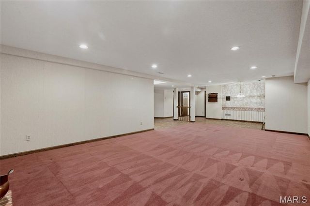 13290 Tall Pine Court, Town And Country, MO 63017