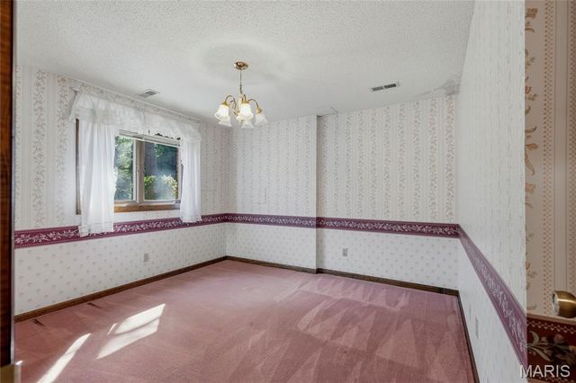 13290 Tall Pine Court, Town And Country, MO 63017