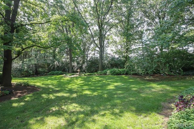 13290 Tall Pine Court, Town And Country, MO 63017